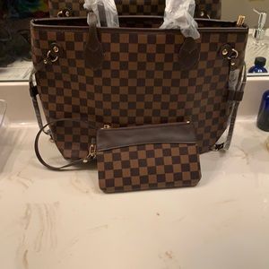 Checkered brown tote with wallet brand new